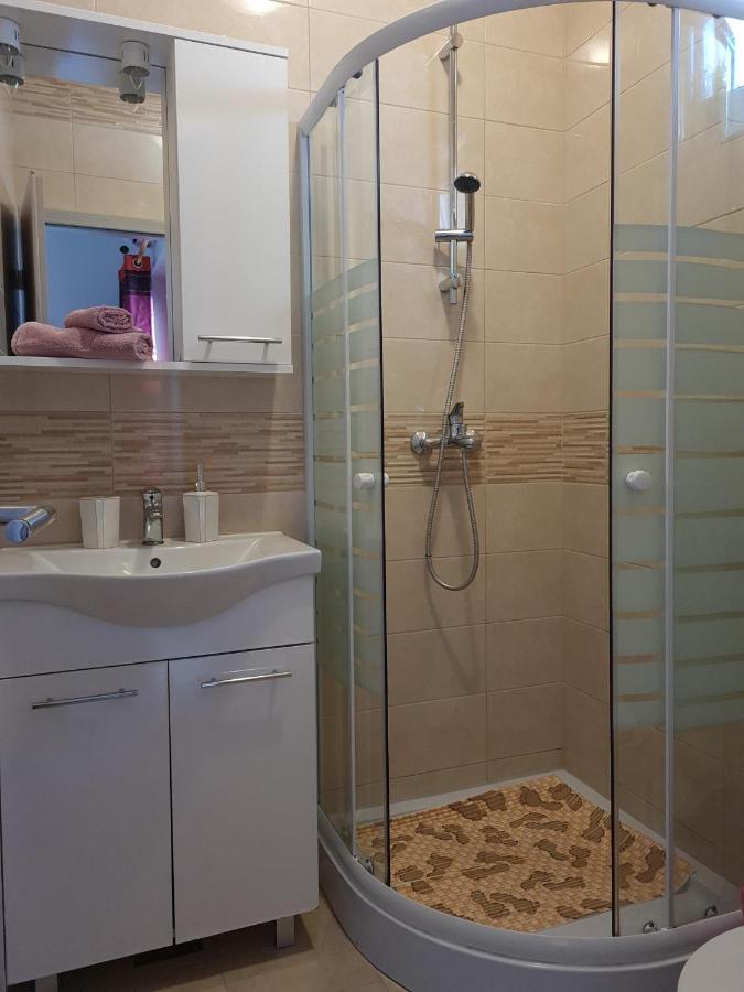 Apartments Dorotea Novalja Kültér fotó