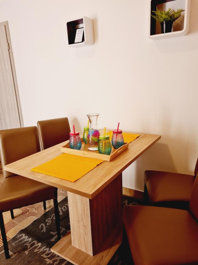 Apartments Dorotea Novalja Kültér fotó