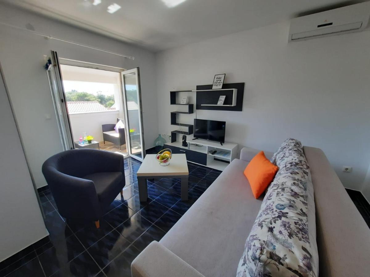 Apartments Dorotea Novalja Kültér fotó