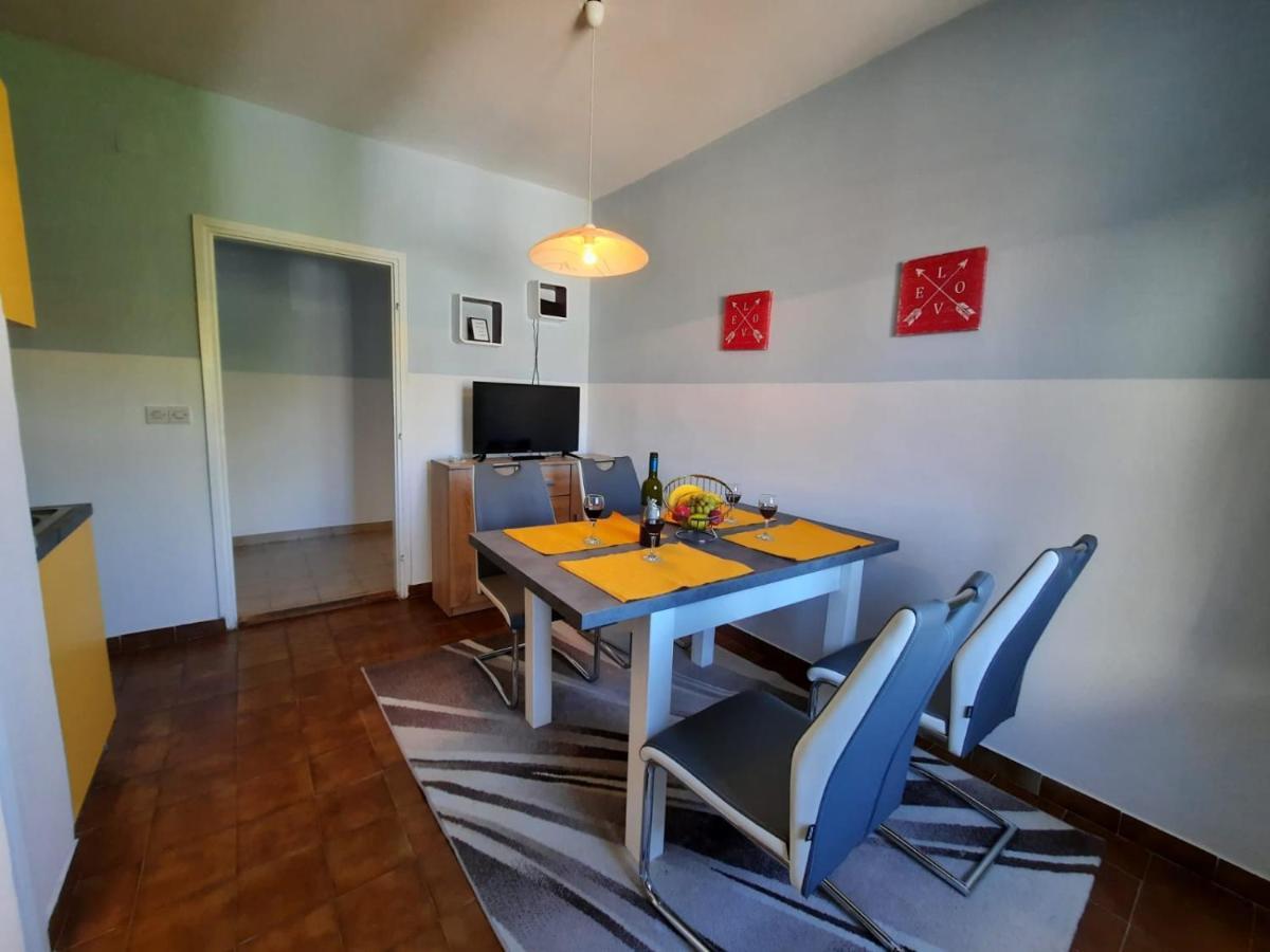 Apartments Dorotea Novalja Kültér fotó