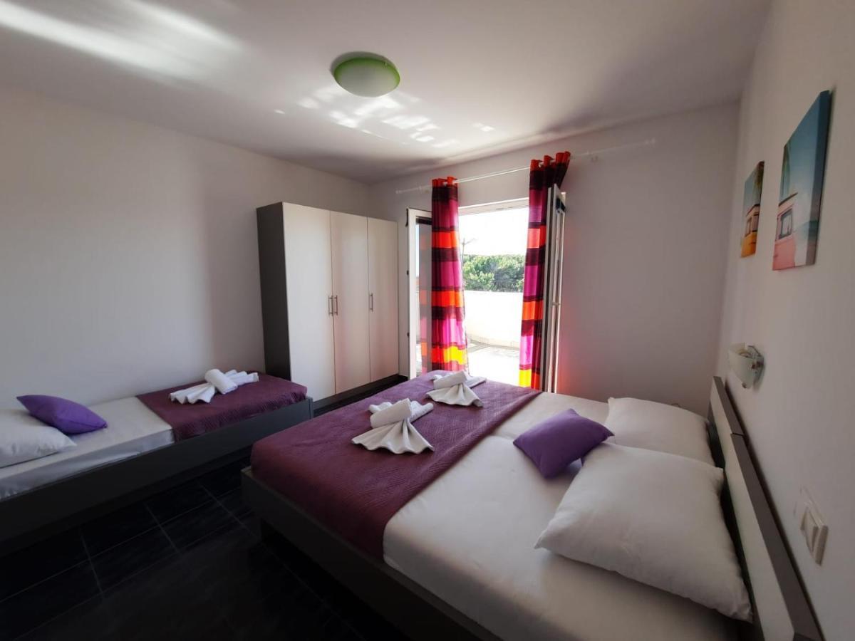 Apartments Dorotea Novalja Kültér fotó