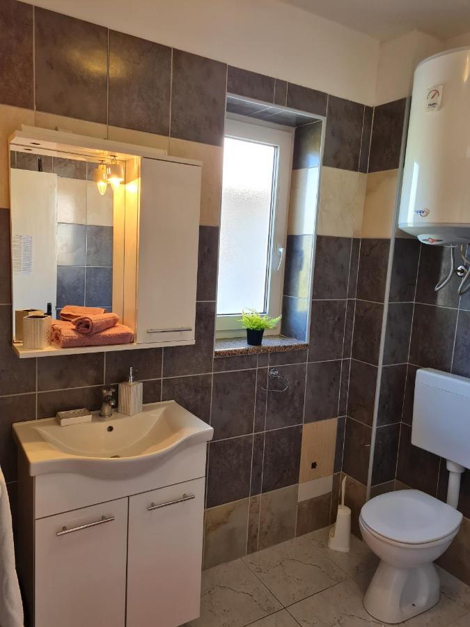 Apartments Dorotea Novalja Kültér fotó