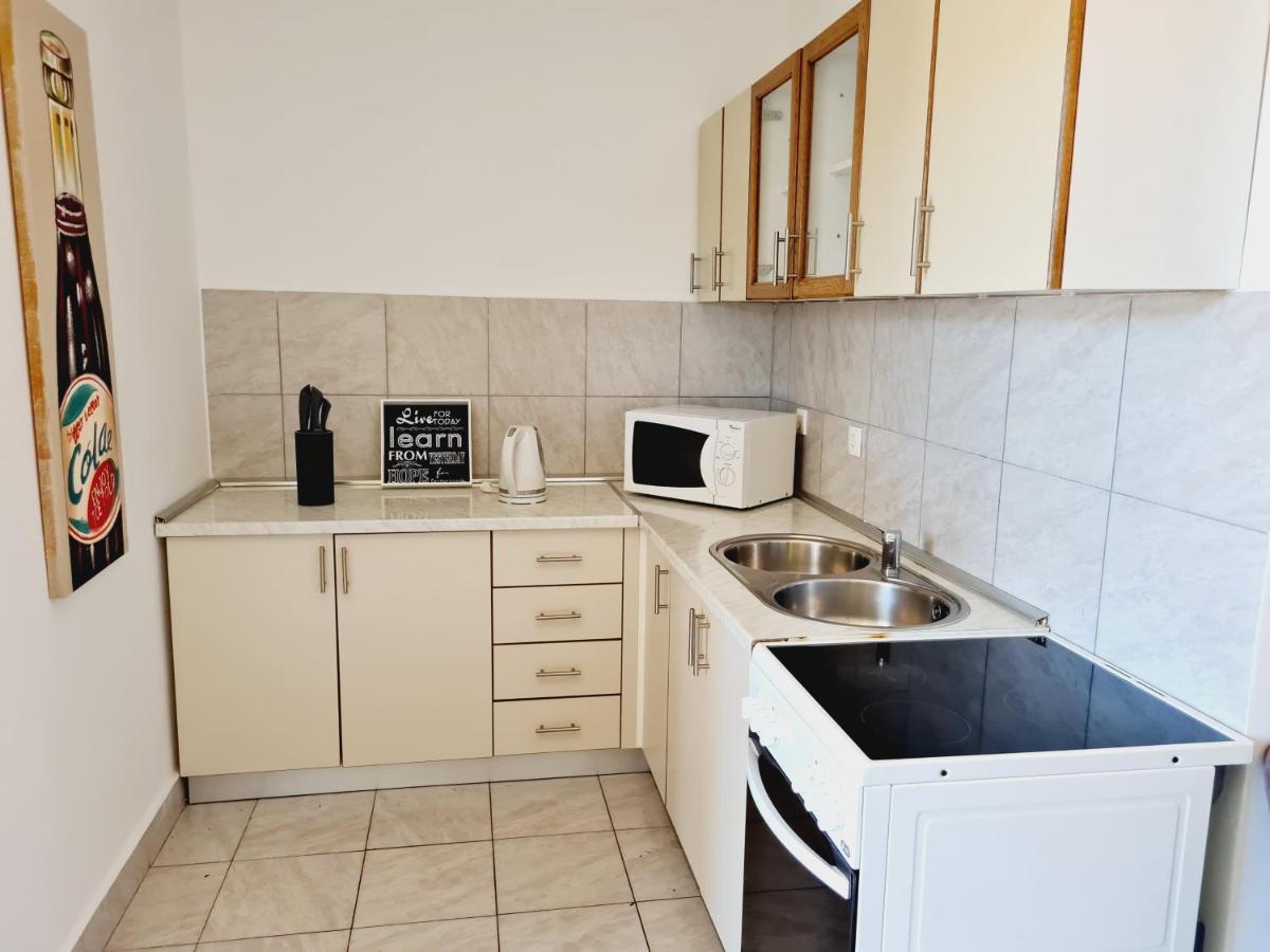 Apartments Dorotea Novalja Kültér fotó