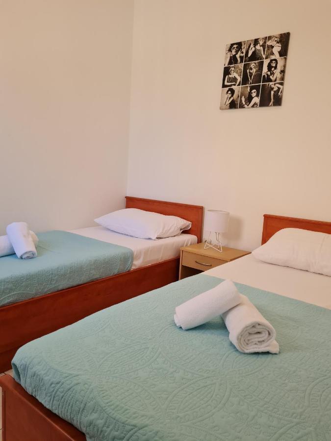 Apartments Dorotea Novalja Kültér fotó