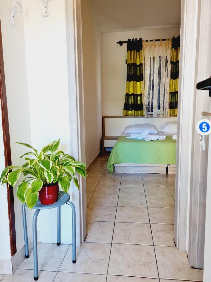 Apartments Dorotea Novalja Kültér fotó